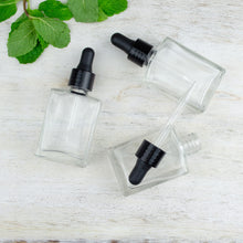 Load image into Gallery viewer, 100 Pcs Clear Glass 30 ml LUXURY Dropper Bottle, Flat Glass 1 Oz Medicine Serum, 1 Oz Essential Oil Bottles Refillable